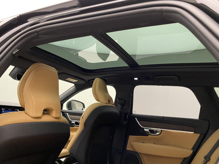 Volvo V90 T8 AWD Plug-in BRIGHT ULTRA