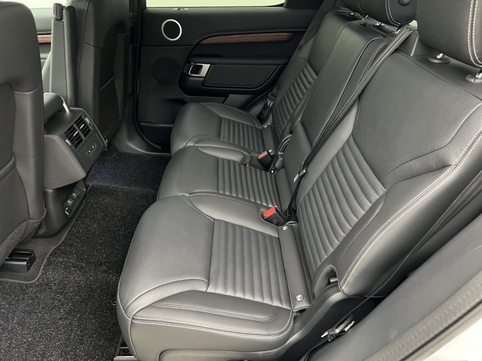 Land Rover Discovery D250 DYNAMIC SE AWD Aut 3.0 d Dynamic SE