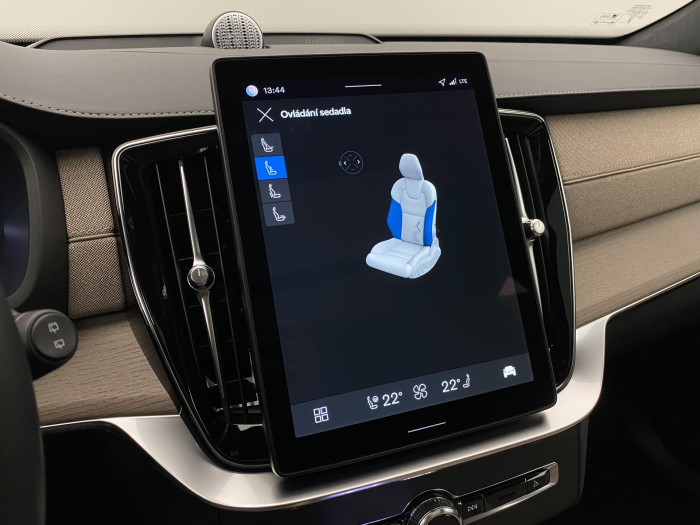 Volvo XC90 T8 AWD RECHARGE BRIGHT ULTRA 7