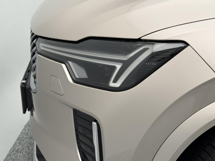 Volvo XC90 B5 AWD AUT BRIGHT ULTRA 7 míst