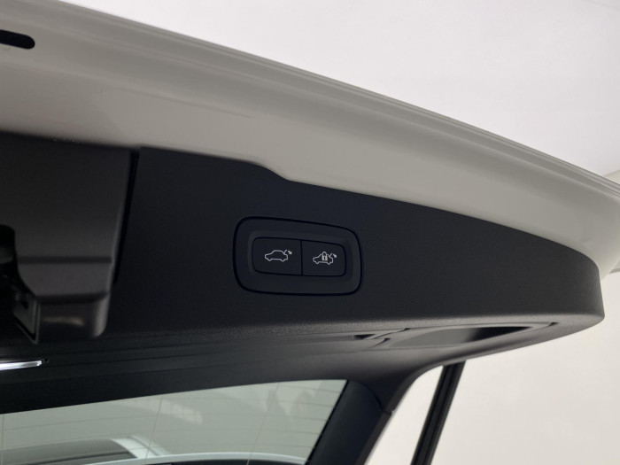 Volvo V60 B4 AUT BRIGHT PLUS