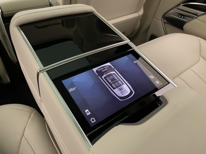 Land Rover Range Rover P530 AUTOBIOGRAPHY REZERVACE