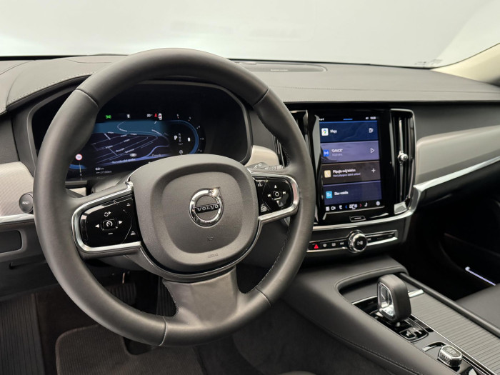 Volvo V90 CC B4 AWD PLUS BRIGHT AUT CZ