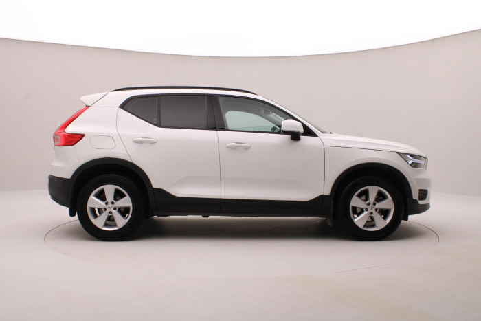 Volvo XC40 T2 MOMENTUM AUT CZ 1.5 Momentum