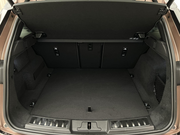 Land Rover Range Rover Evoque D200 DYNAMIC SE AWD Aut 2.0 d Dynamic SE