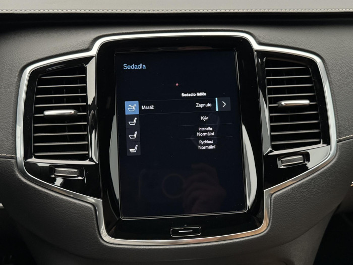 Volvo XC90 B5 AWD INSCRIPTION CZ 7M