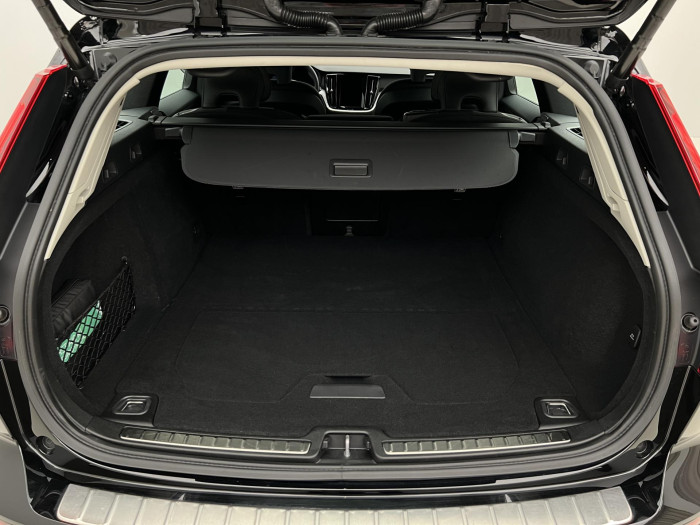 Volvo V60 B4 CORE AUT 1.maj.