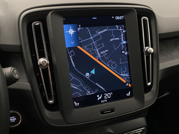 Volvo XC40 T2 CORE NAVIGACE 1.maj