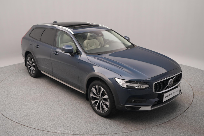 Volvo V90 CC B5 AWD PRO AUT REZERVACE 2.0 CC CC