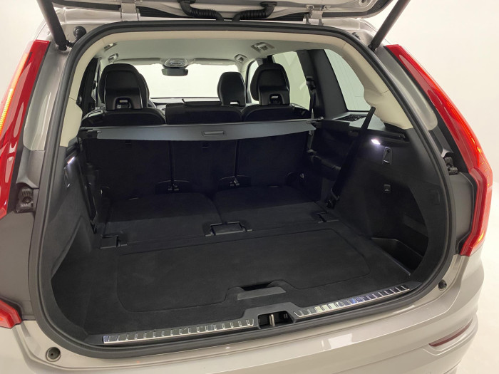 Volvo XC90 B5 AWD PLUS REZERVACE