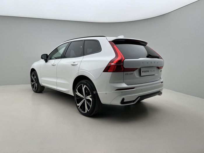 Volvo XC60 B5 AWD ULTIMATE DARK AUT 1.maj