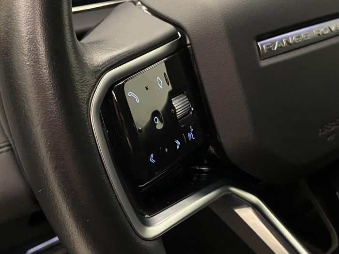 Land Rover Range Rover Evoque D200 SE AWD REZERVACE 2.0 d SE