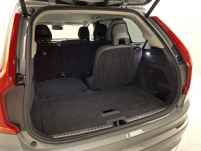 Volvo XC90 B5 AWD PLUS BRIGHT AUT CZ 7m