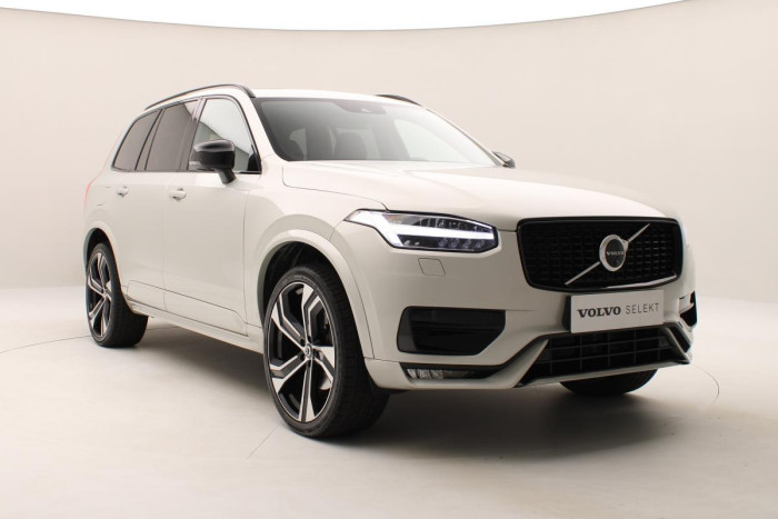 Volvo XC90 B6 AWD R-DESIGN REZERVACE