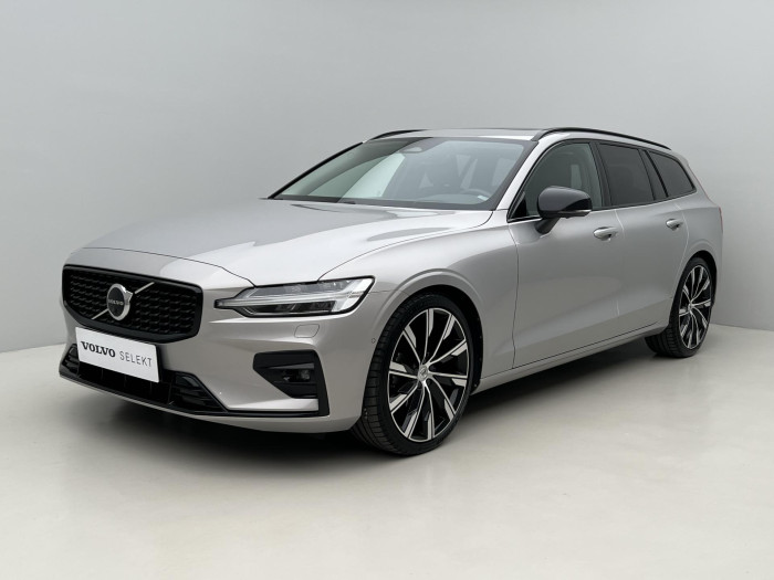 Volvo V60 B4 ULTIMATE DARK AUT 1.maj.