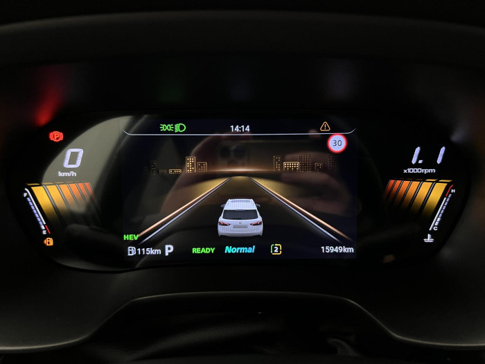 MG ZS 1.5 EXCLUSIVE HYBRID+ AUT CZ 1.5 Exclusive