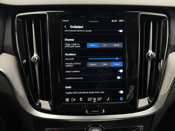 Volvo V60 CC B5 AWD PLUS BRIGHT 1.maj