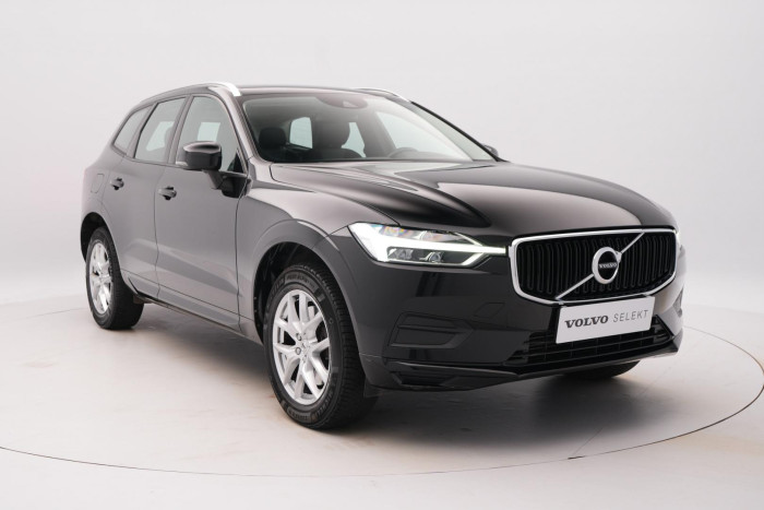 Volvo XC60 T4 MOMENTUM AUT REZERVACE 2.0 Momentum