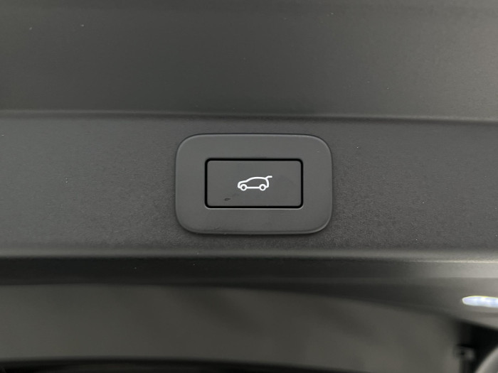 Land Rover Range Rover Sport D350 AUTOBIOGRAPHY REZERVACE 3.0 d