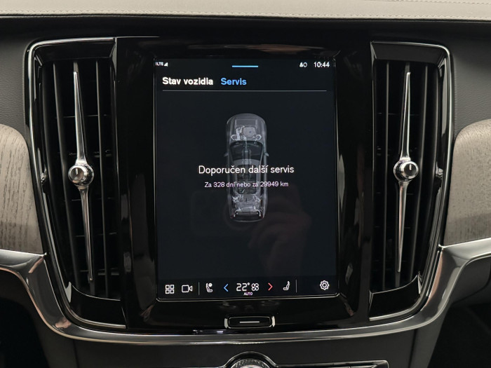 Volvo V90 T8 AWD RECHARGE ULTIMATE 1.maj