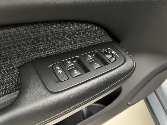 Volvo V60 B3 CORE AUT 1.maj.