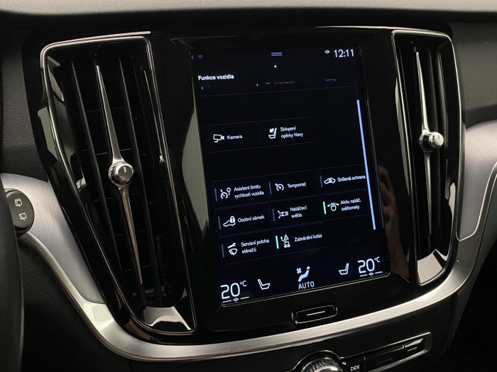 Volvo V60 D3 MOMENTUM NAVIGACE 2.0 d Momentum