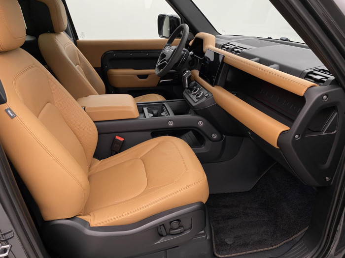 Land Rover Defender 90 P525 AWD CARPATHIAN EDITION 5.0 Edition