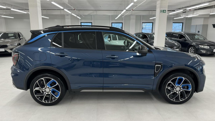 Lynk & Co 01 PHEV DCT AUT