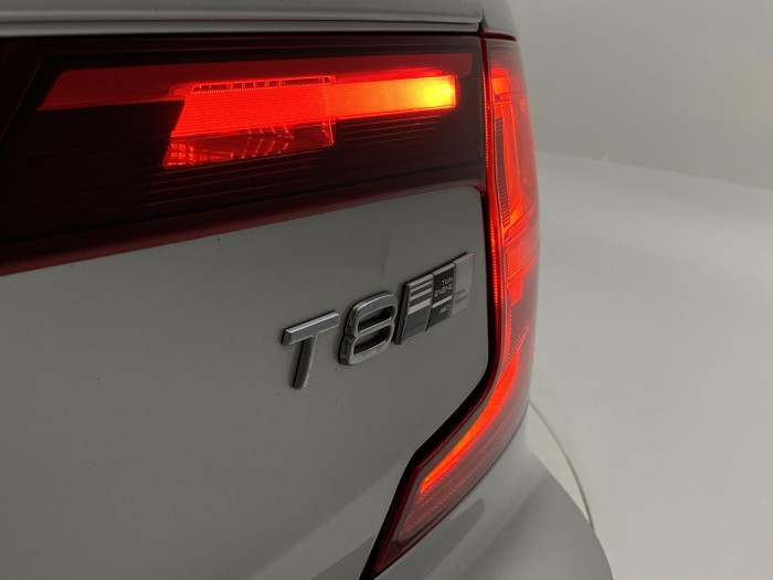 Volvo S90 T8 TWIN ENGINE INSCRIPTION