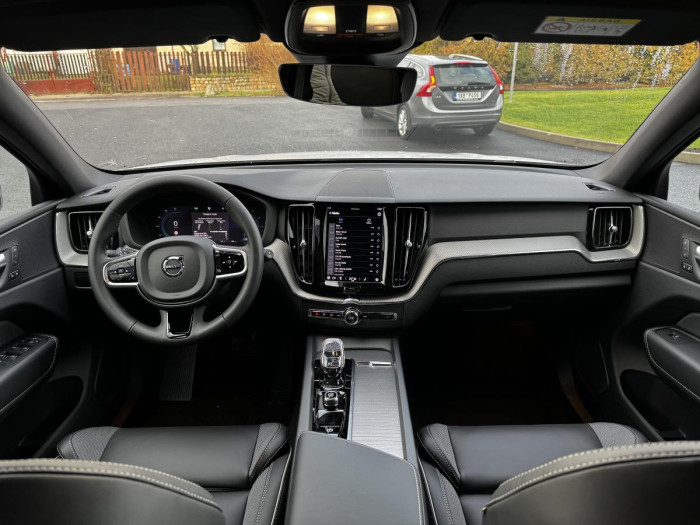Volvo XC60 B4 AWD AUT DARK PLUS 2.0 Plus