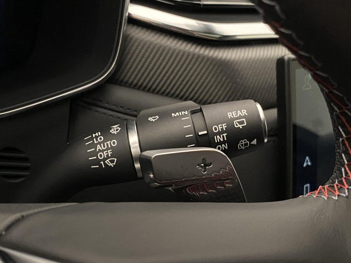 Jaguar F-Pace SVR 575 EDITION REZERVACE 5.0 Edition