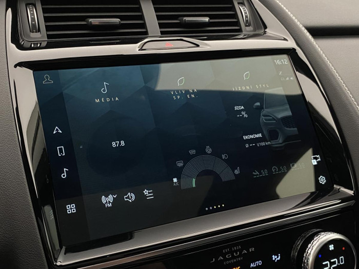 Jaguar E-Pace P250 R-DYNAMIC SE AWD AUT 2.0 Dynamic SE