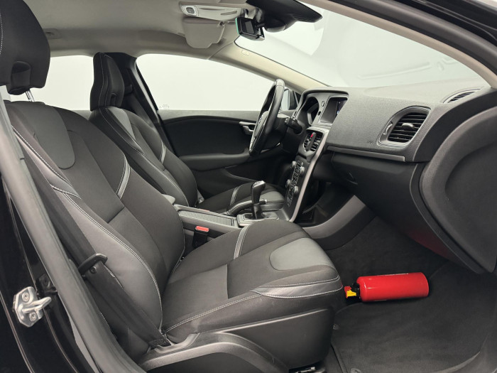 Volvo V40 D2 BLACK EDITION 2.0 d Edition