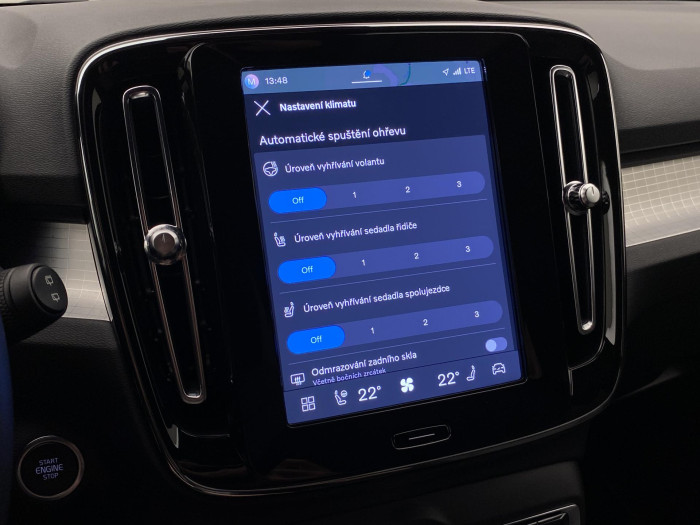 Volvo XC40 B4 CORE AUT CZ 1.maj