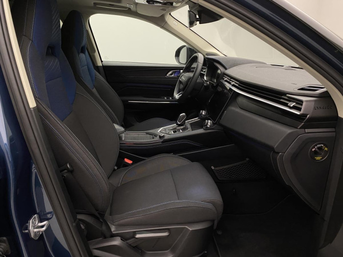 Lynk & Co 01 PHEV DCT AUT REZERVACE