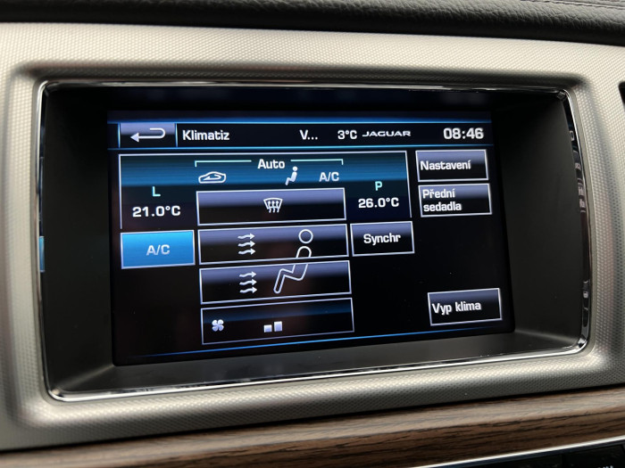 Jaguar XF 3.0 V6D LUXURY AUT CZ 3.0 d Luxury