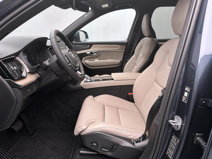 Volvo XC90 B5 AWD AUT BRIGHT PLUS 7míst