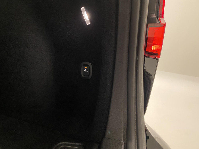 Volvo V60 CC D4 AWD MOMENTUM AUT 2.0 d CC CC Momentum