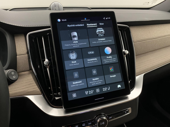 Volvo XC90 T8 AWD RECHARGE DARK PLUS 7m