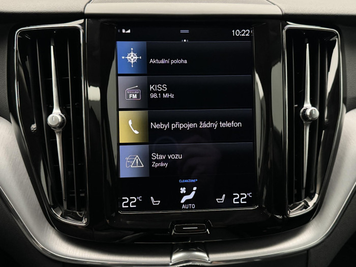 Volvo XC60 B4 MOMENTUM PRO AUT CZ 2.0 Momentum