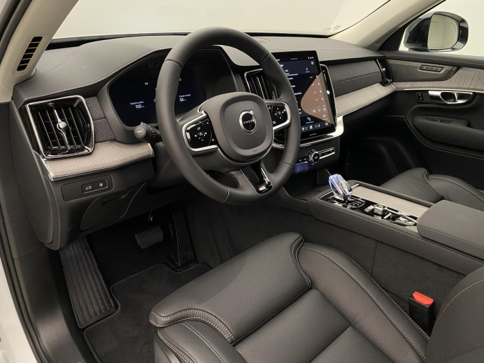 Volvo XC90 T8 AWD RECHARGE DARK PLUS 7m