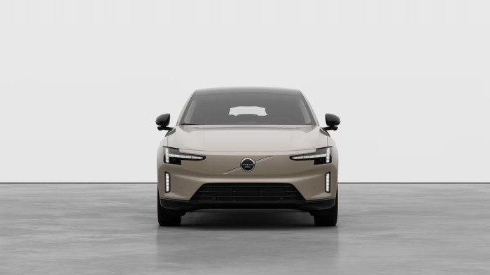 Volvo ES90 PURE ELECTRIC CORE