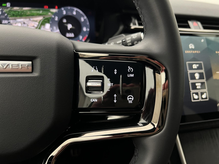 Land Rover Range Rover Velar P250 DYNAMIC SE AWD AUT CZ 2.0 Dynamic SE