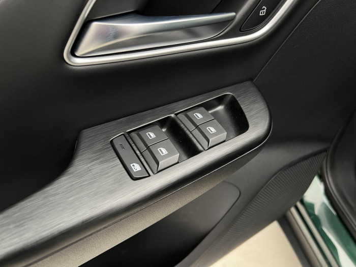 MG ZS 1.5 ICE ELEGANCE CZ 1.maj. 1.5 Elegance