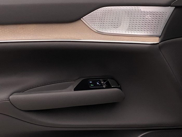 Volvo EX90 PURE ELECTRIC TWIN ULTRA 7míst