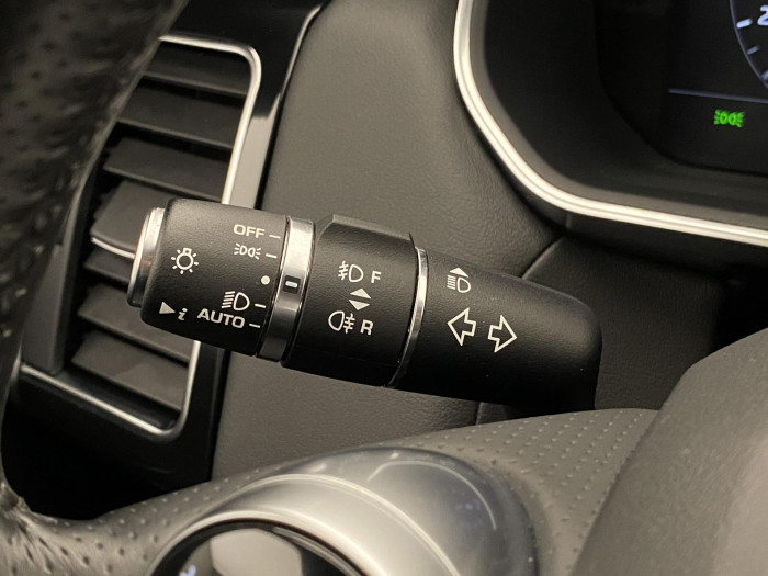 Land Rover Range Rover Sport 3.0 SDV6 AWD HSE REZERVACE