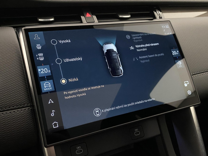 Land Rover Discovery Sport D200 DYNAMIC SE AWD AUT 2.0 d Dynamic SE