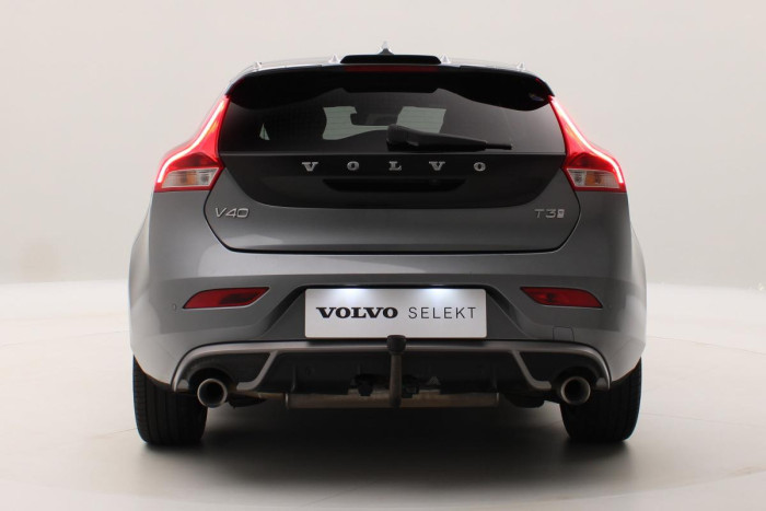 Volvo V40 T3 R-DESIGN AUT REZERVACE