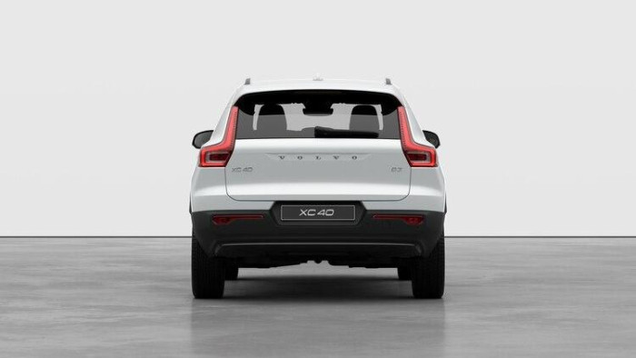 Volvo XC40 B3 DARK PLUS AUT