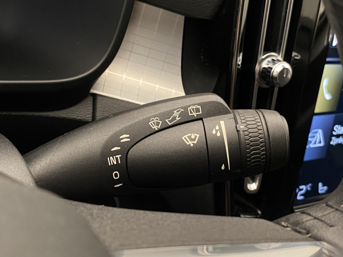 Volvo XC40 T3 MOMENTUM AUT CZ 1.5 Momentum